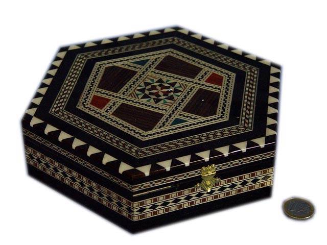caja de madera de taracea 
