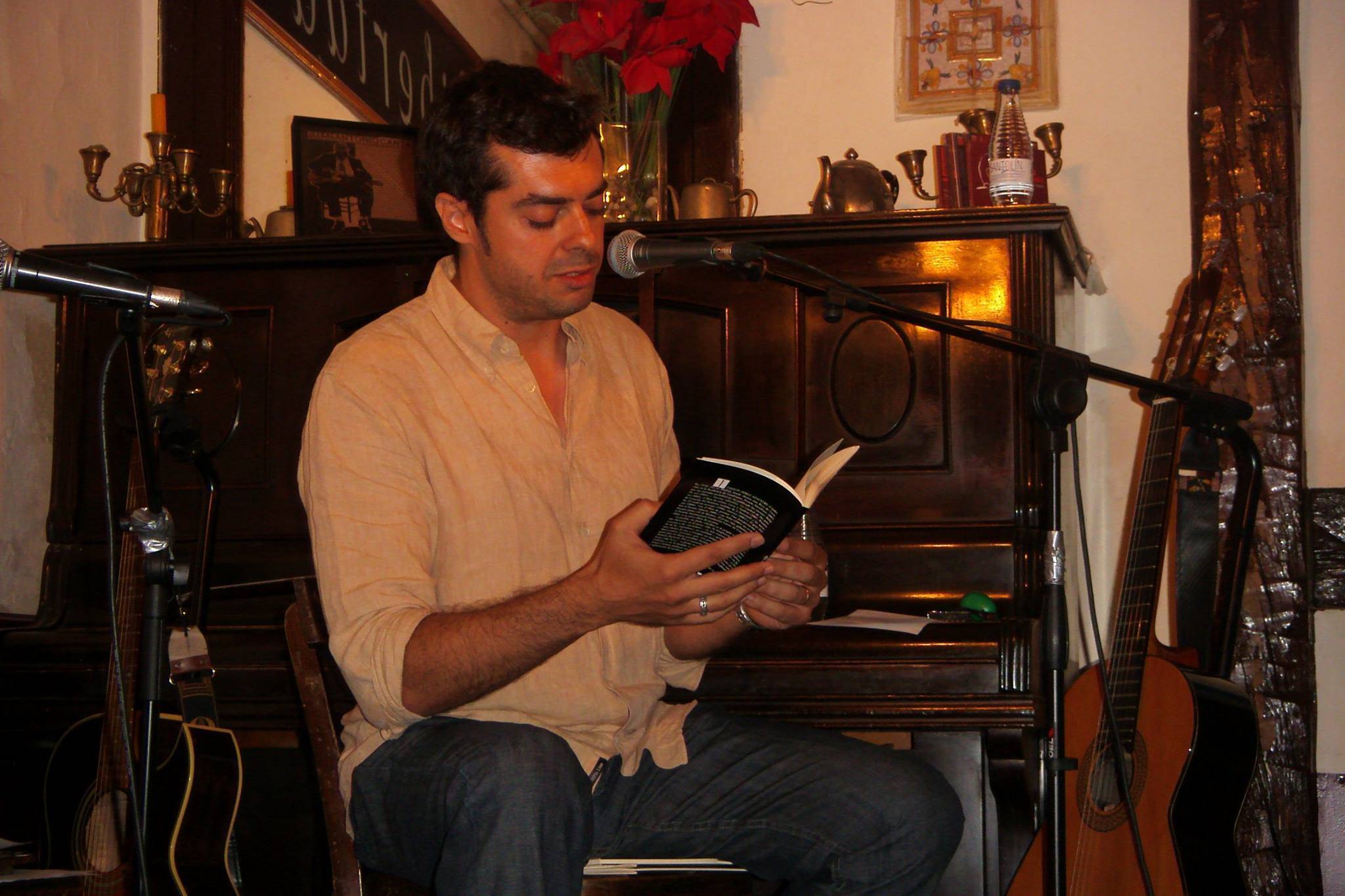 Joaquin Pérez Azaustre, un escritor fiel al latido de su tiempo