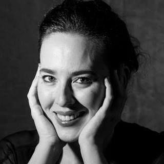 Marina Perezagua, pasión por la vida, la literatura y el mar 