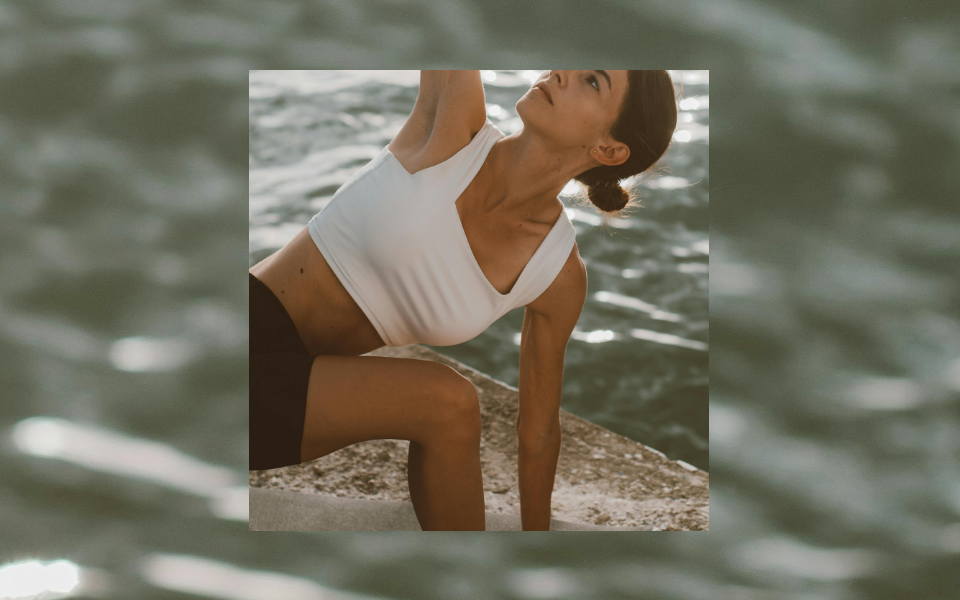 El yoga en las aguas del Hammam: disciplina milenaria para tu bienestar