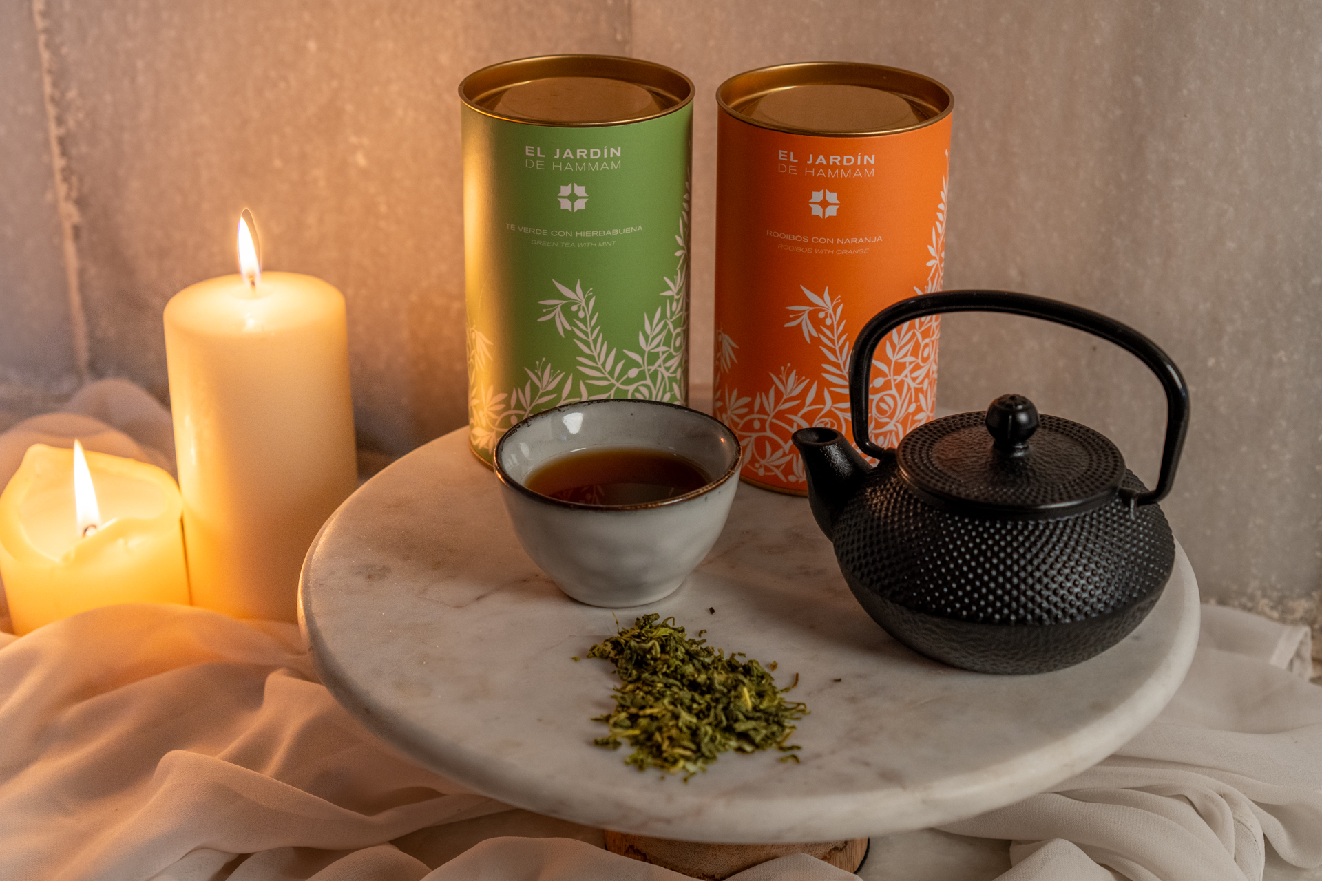 Productos de El Jardín de Hammam. Té verde con hierbabuena y té Rooibos con naranja
