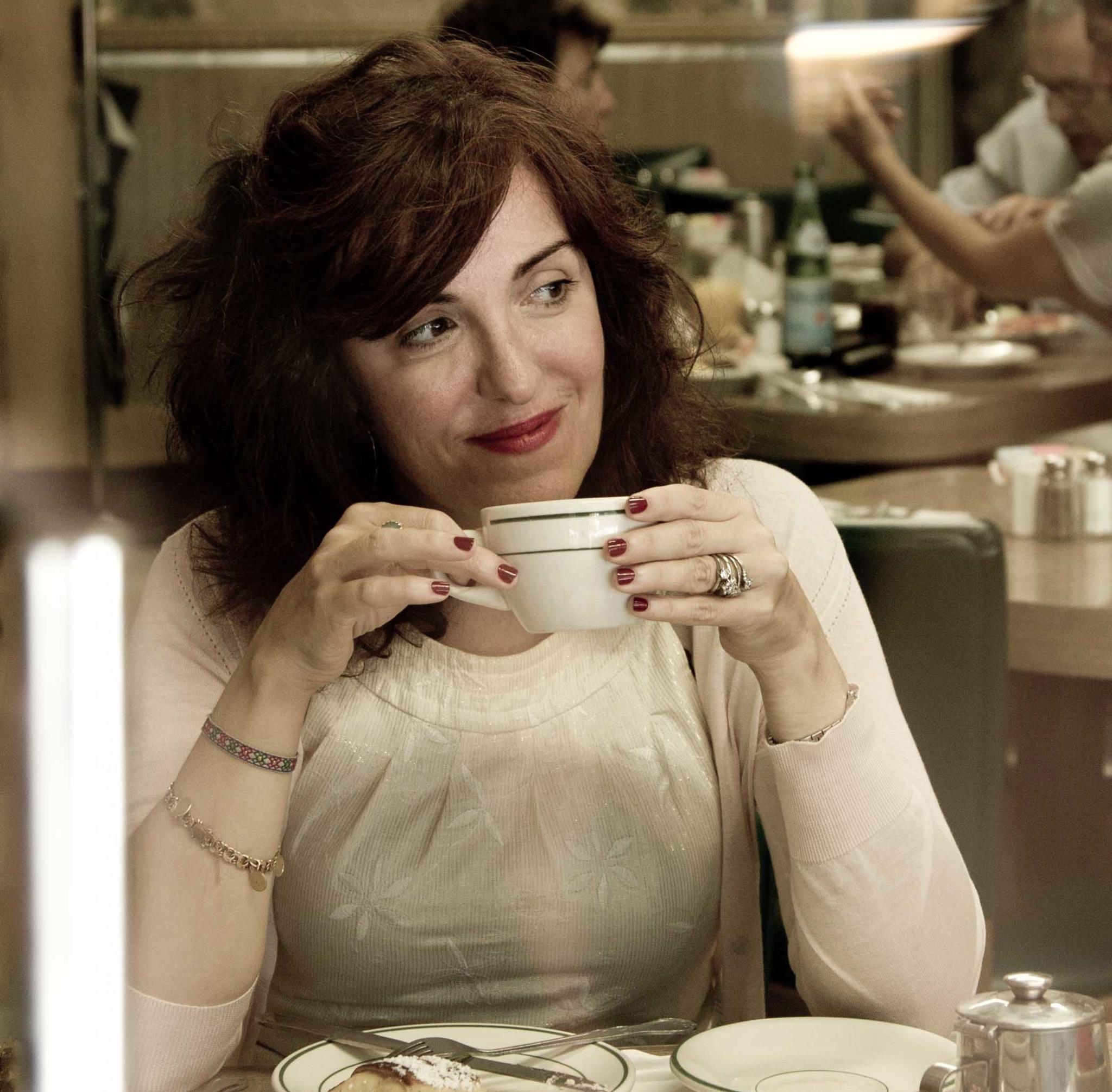 Elvira Lindo, la voz que conjuga sabiduría, belleza y felicidad