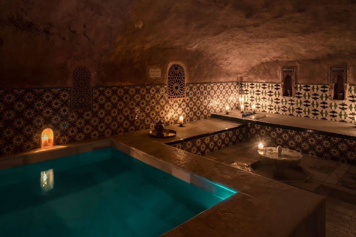 Beneficios de los baños de agua fría en Hammam Al Ándalus