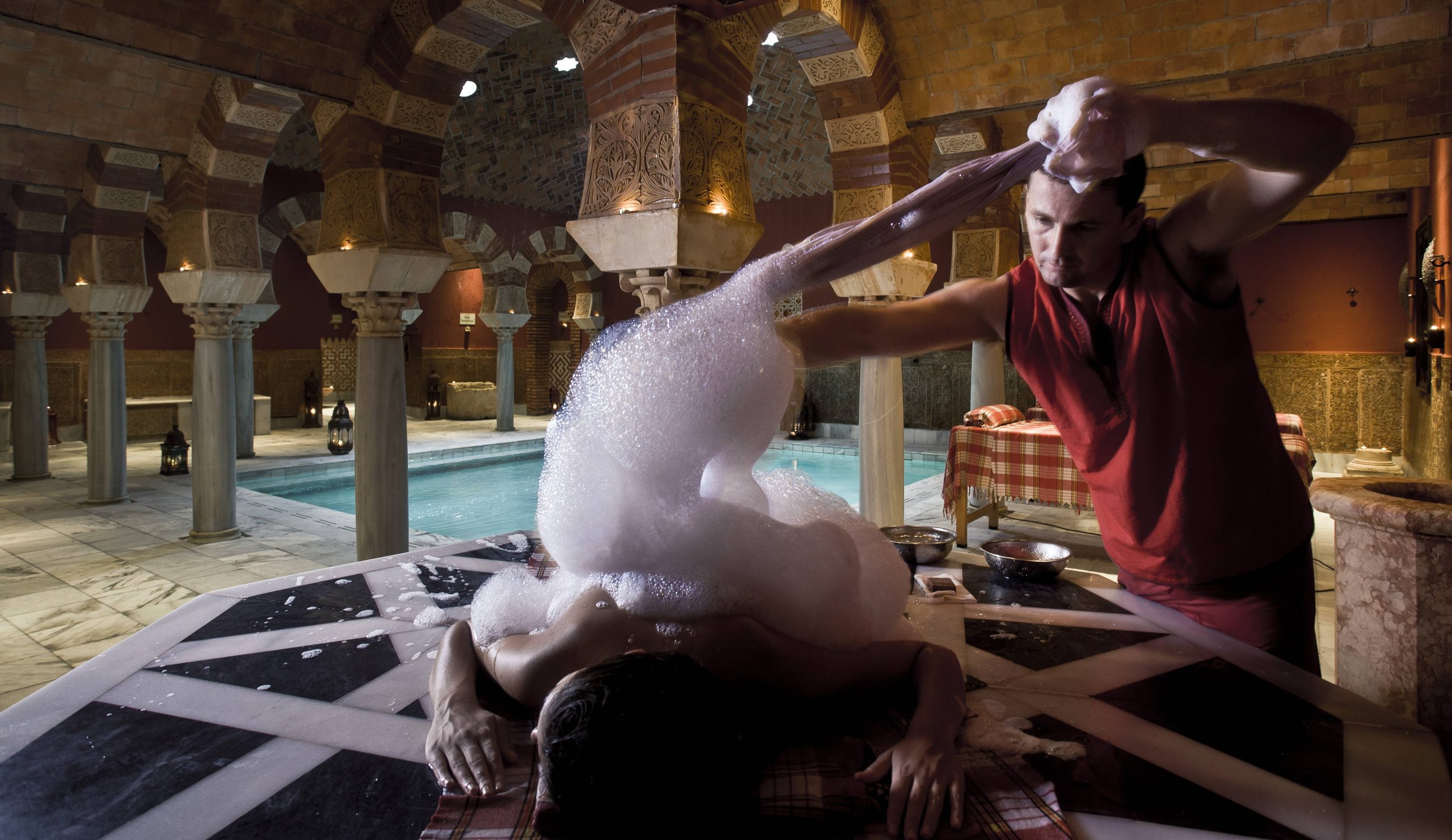 Al Ándalus: Cuando el baño y el masaje se transforman en un ritual